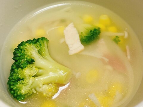 【野菜たっぷりコンソメスープ】